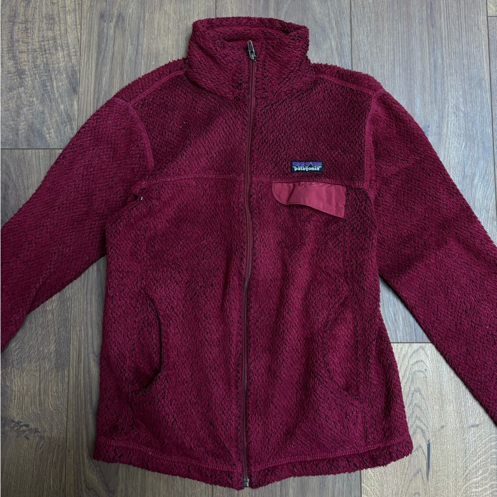 Patagonia Burgundy Women’s Zip-Up Fleece Jacket